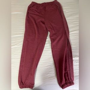 Maroon kohl’s sweatpants